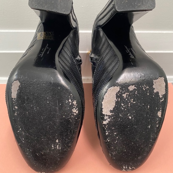 Ferragamo Feeling Topstitched Leather Bootie - Picture 8 of 9